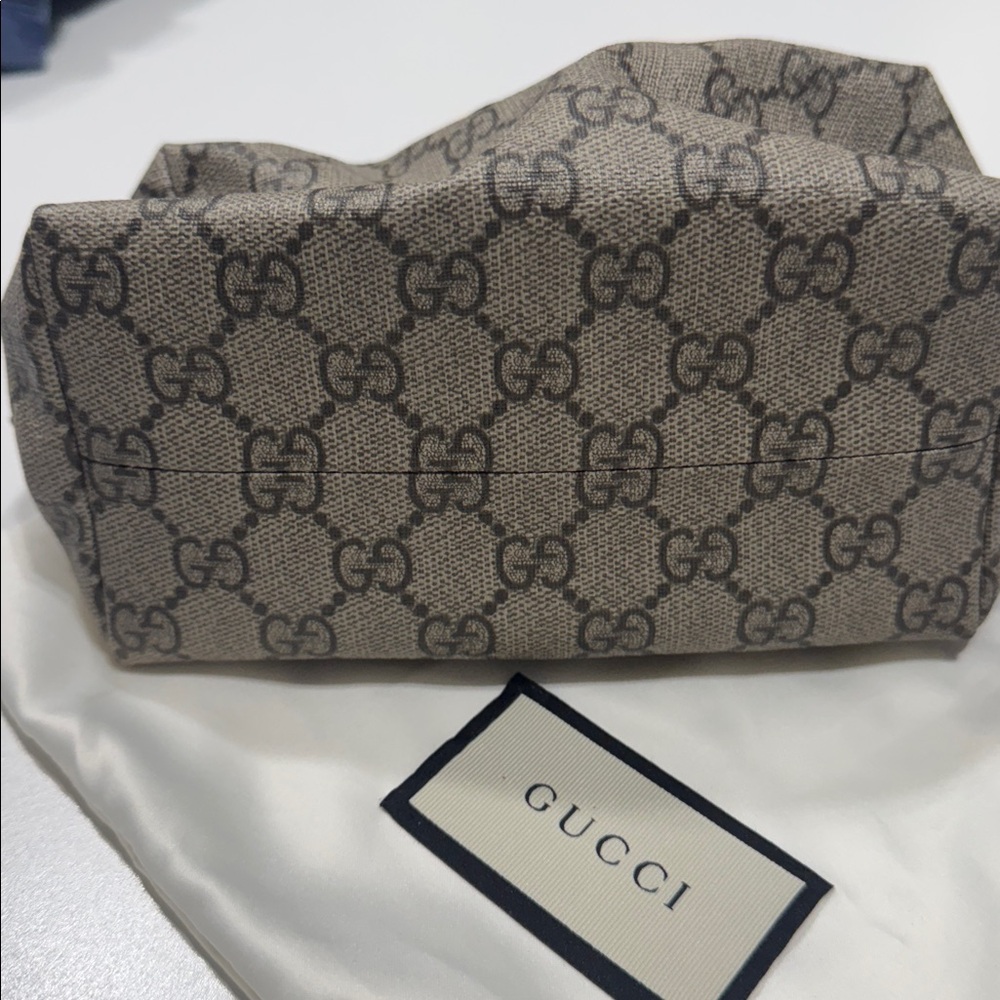 Cosmetic Bag Gucci Ophidia GG Supreme Brown Coated Canvas Large Gold NEW - Picture 8 of 12